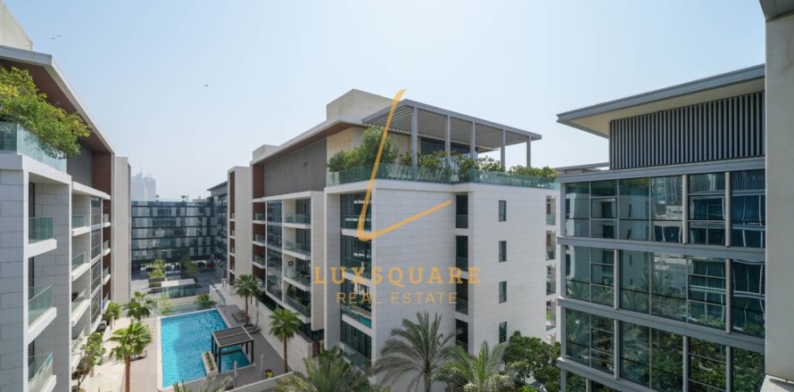 Apartment in Al Wasl, Dubai 2 bedrooms, 157 sq.m. № 114821