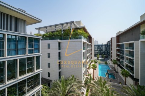Apartment in Al Wasl, Dubai 2 bedrooms, 157 sq.m. № 114821 - photo 5
