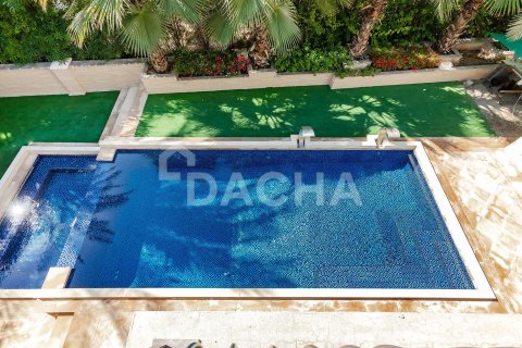 Villa en Jumeirah Golf Estates, Dubai, 5 dormitorios, 557 m², № 114825 - foto 24