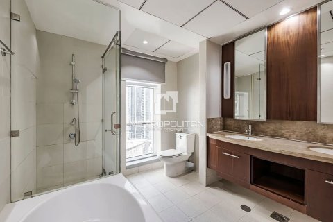 Купить квартиру в Даунтаун Дубай (Даунтаун Бурдж Дубай), Дубай: 2 спальни, 122м², № 73415 - фото 12